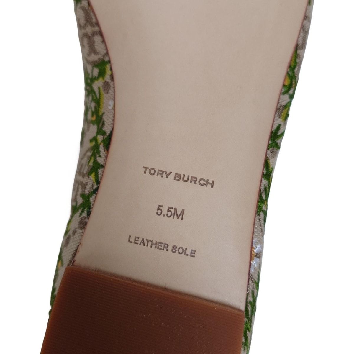 フラットシューズ