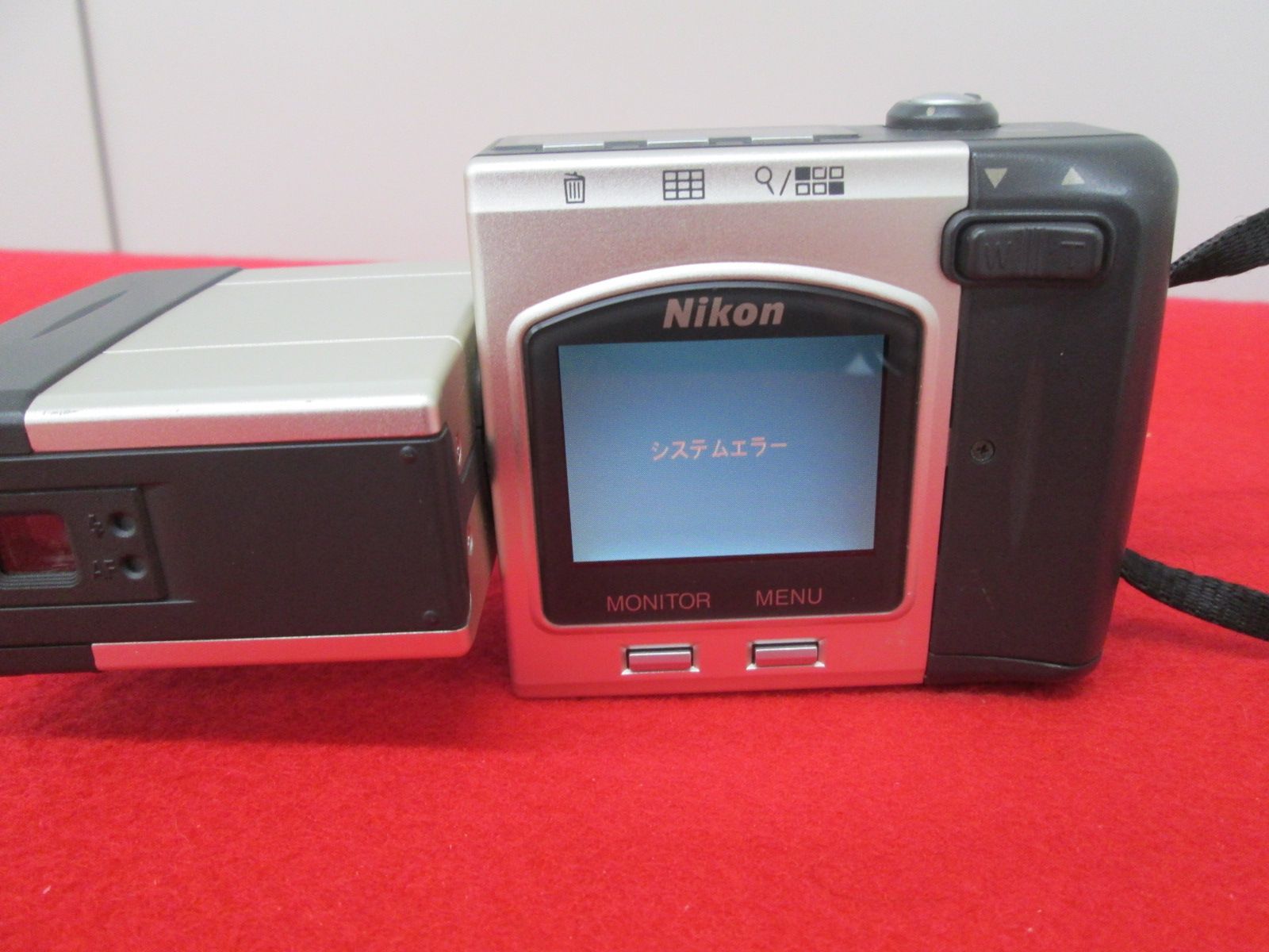 Nikon Coolpix900（ジャンク品）【現地引取のみ、配送不可】