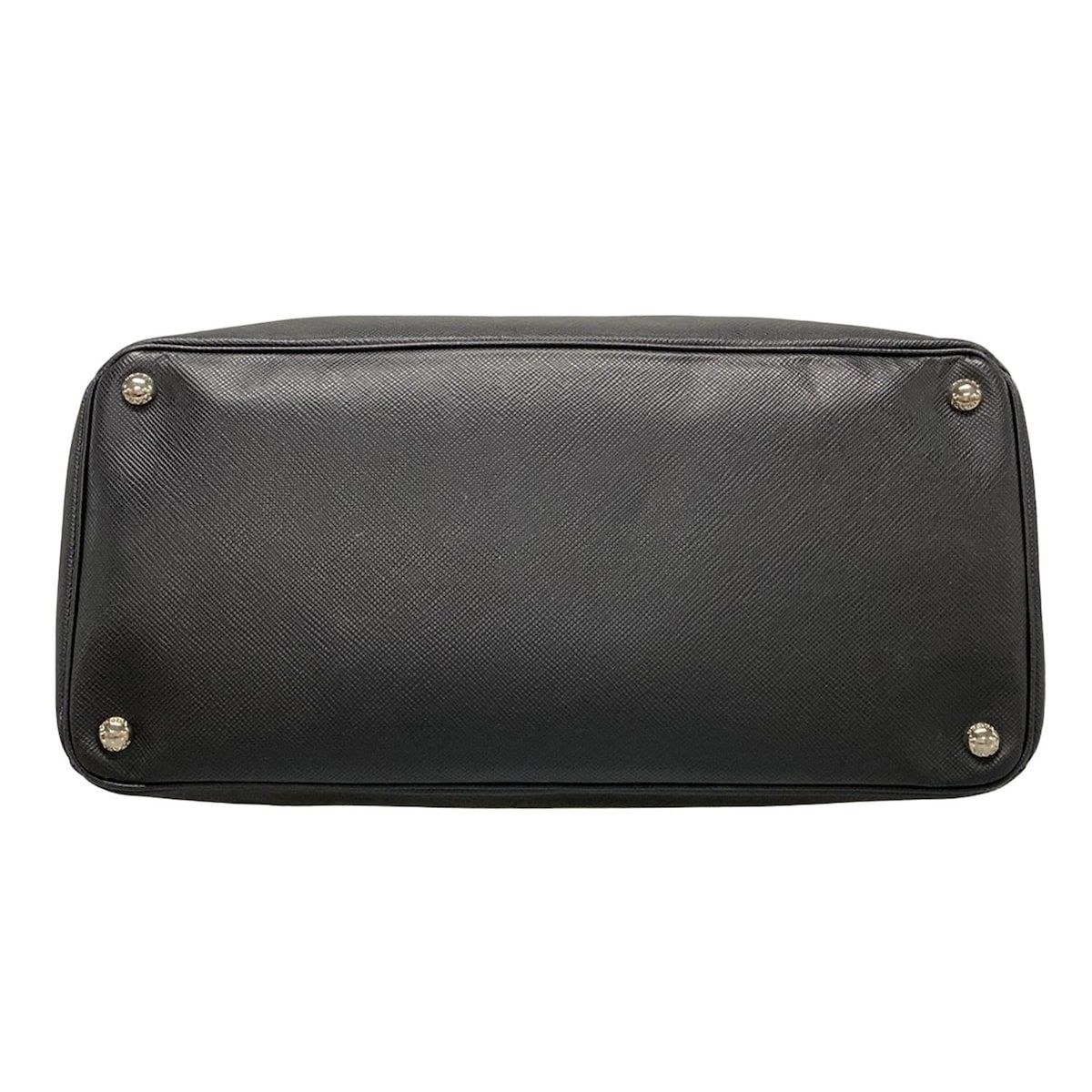 黒 ターンロック