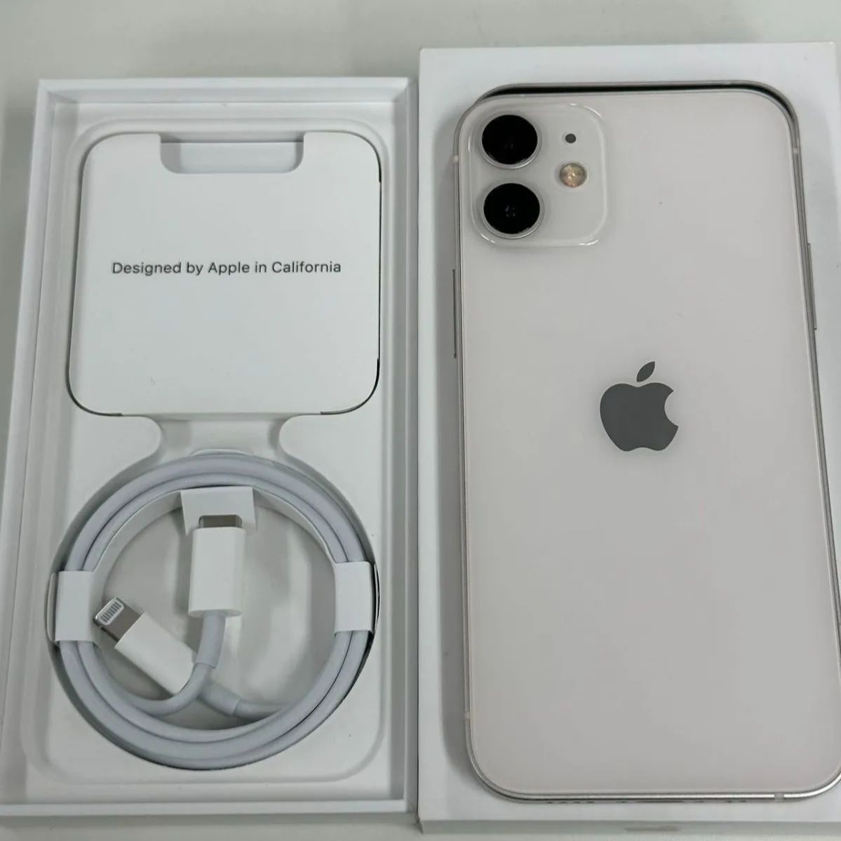 美品 Apple iPhone 12 mini 128GB ホワイト MGDM3J／A SIMフリー-0
