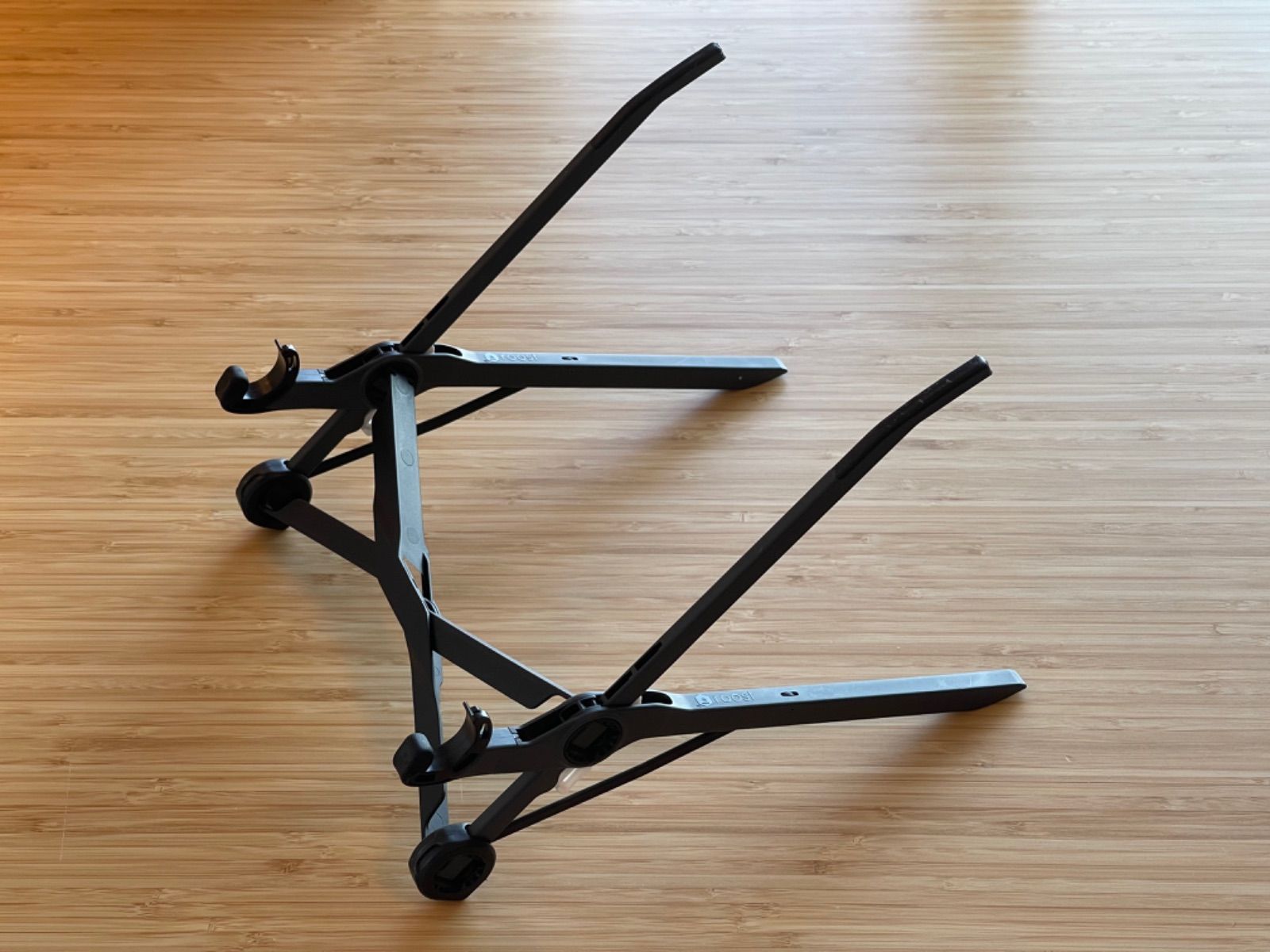 正規品】Roost Laptop Stand ノートパソコン用スタンド - メルカリ