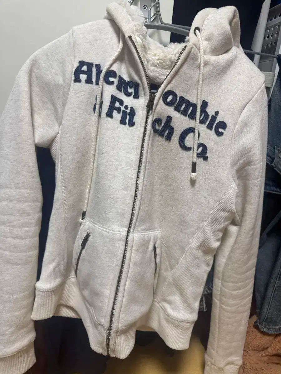 Abercrombie アバクロンビー ファー ジップアップパーカー フード付き