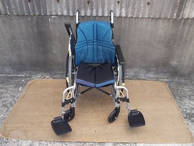 送料無料 一部地域を除く 自走式車椅子 ウルトラシリーズ NA-U2W TS-25-0919-11