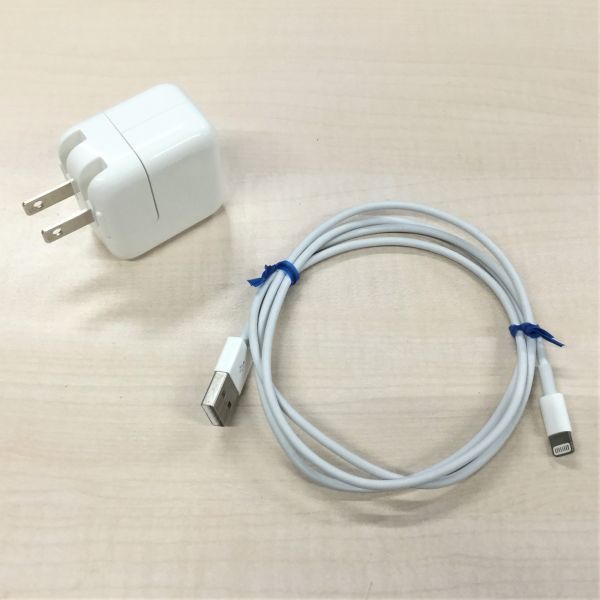 Apple 純正 10W USB 電源アダプター 充電器 A1357 ライトニングケーブル付 ACアダプタ USB アダプタ Adapter iPad  iPhone Mac - メルカリ