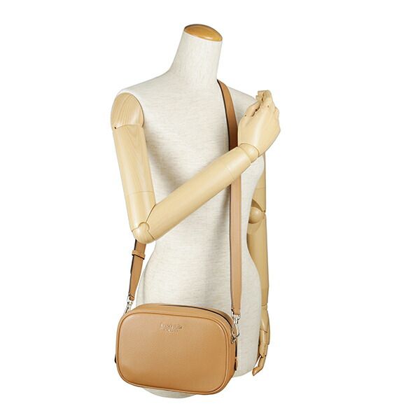 新品 ケイトスペード kate spade ショルダーバッグ ミディアム カメラ  