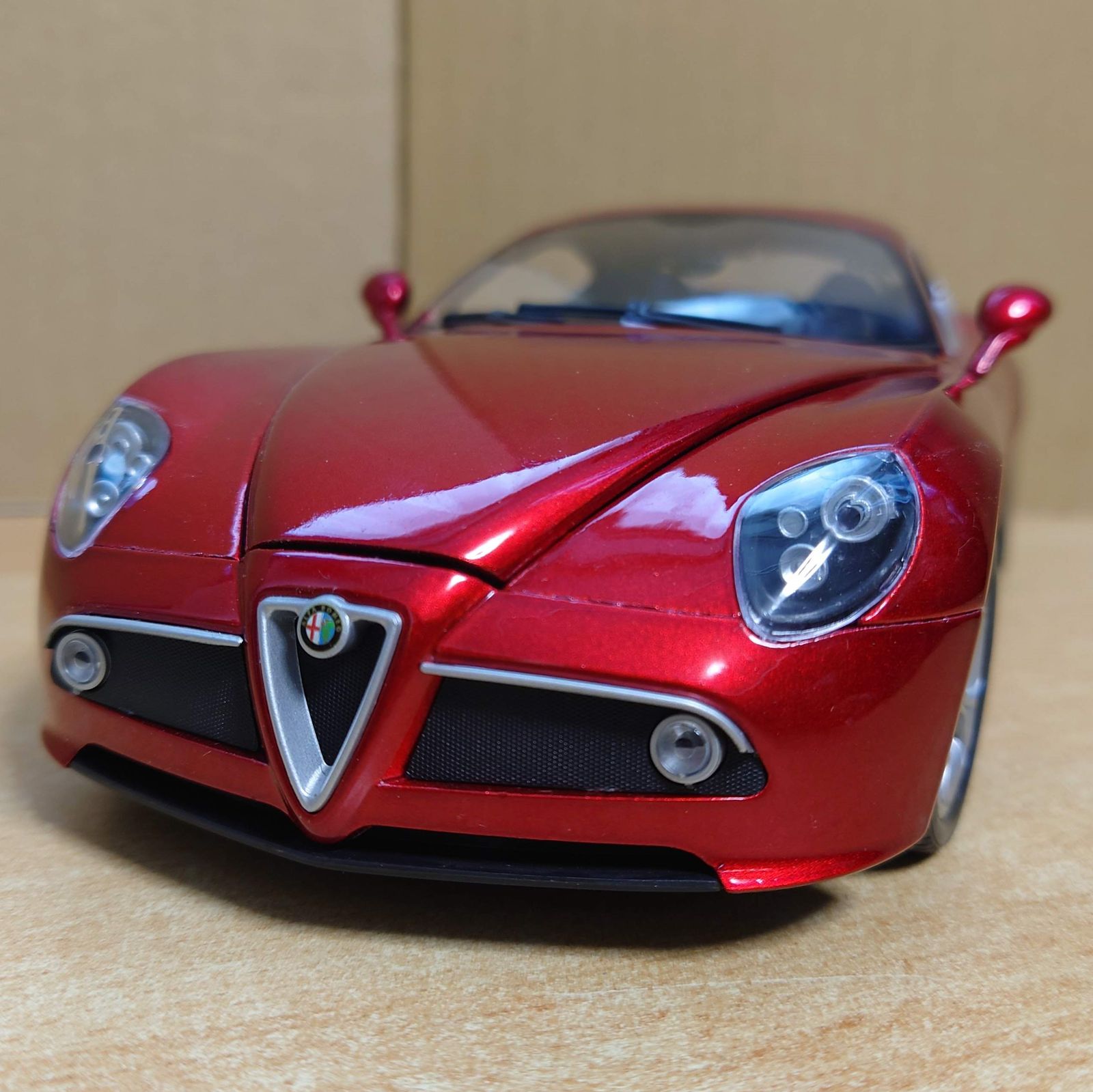 1/18 アルファロメオ8C Alfa 8C Conpetizione レッド アルファロメオ
