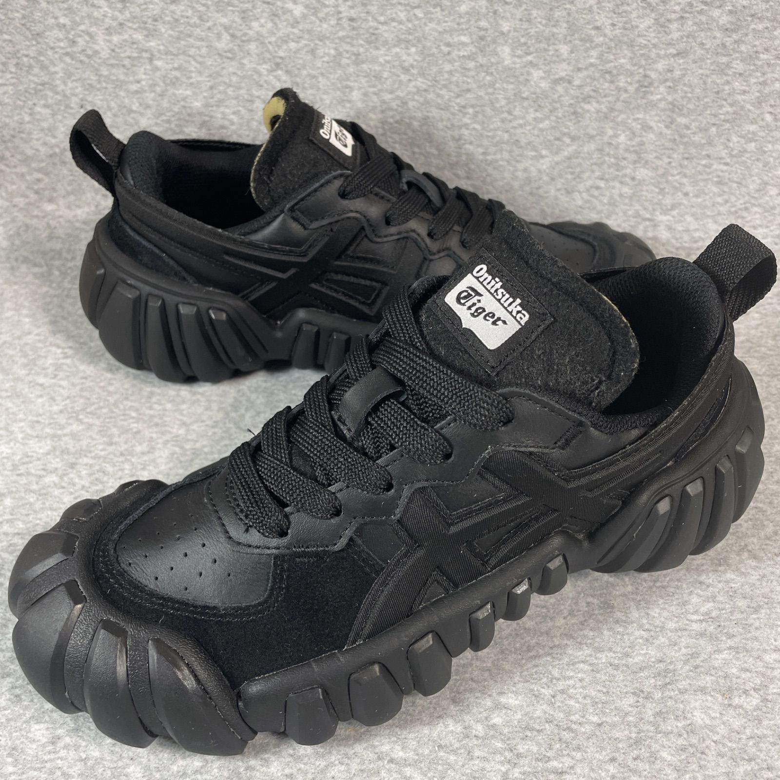 オニツカタイガー デンティグレ DENTIGRE LS 24㎝ ブラック DENTIGRE LS - Onitsuka Tiger | Onitsuka Tiger ONLINE STORE