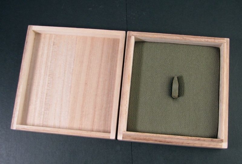 江戸期　雲龍図　金銀入　大形鍔　共箱　183g タエチ　東さ7-0310☆2F 鍔 銘 長州友範 雲龍図鍔(TU-090519)｜刀・日本刀の販売なら日本