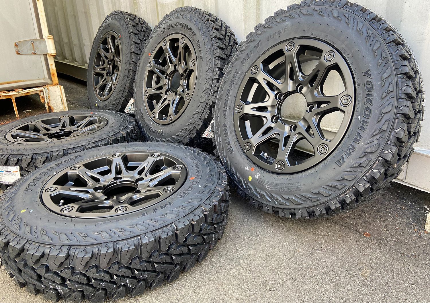 185/85R16 5本セット（背面用付き）ジムニー JB64 JB23 タイヤホイールセット 16インチ ヨコハマ ジオランダー MT G003  BountyCollection BDX08 - メルカリ