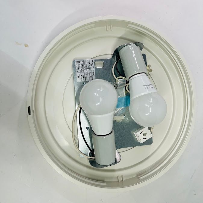 未使用】Panasonic LED バスルームライト LGW50631K 未使用】Panasonic LED バスルームライト LGW50631K