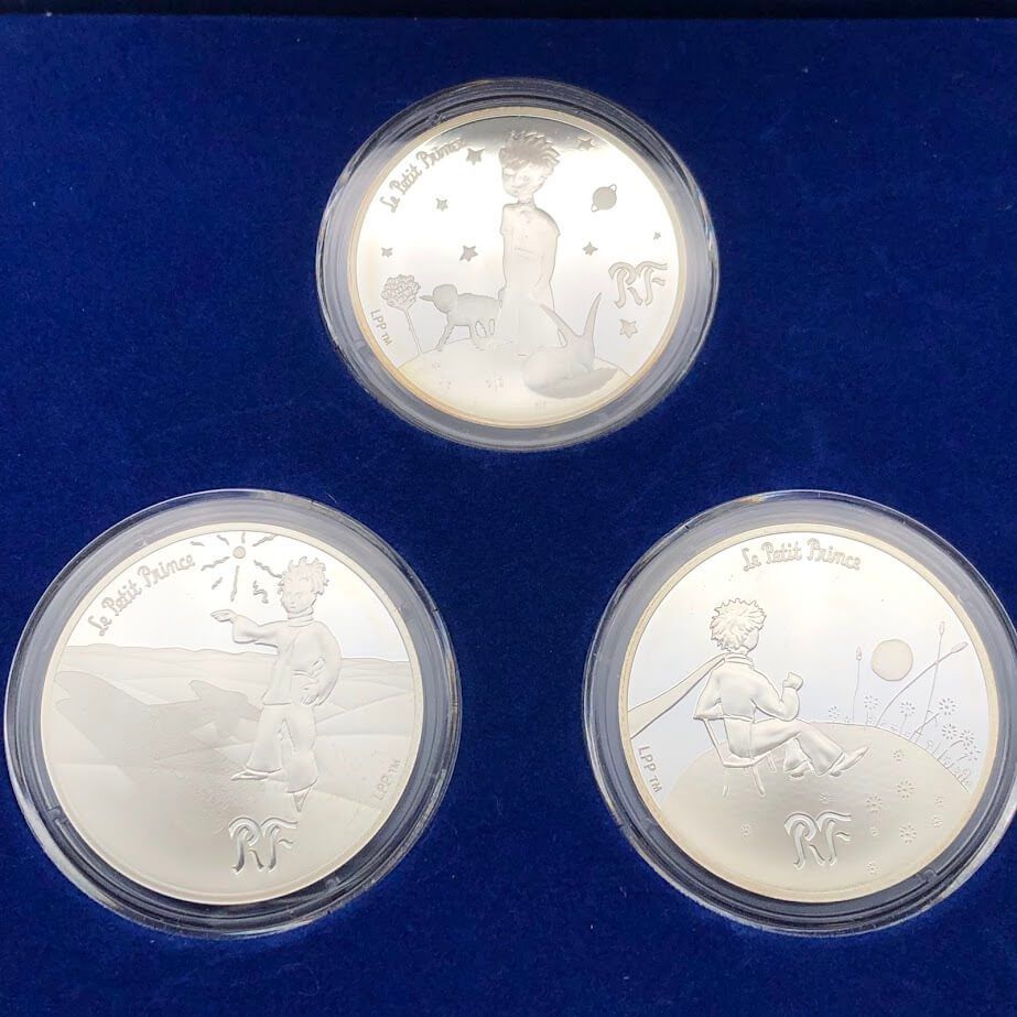 星の王子さま誕生60周念　1.5ユーロｘ3プルーフ銀貨のセット 美品】星の王子さま60周年記念プルーフ銀貨3種セット 箱付き ss7050