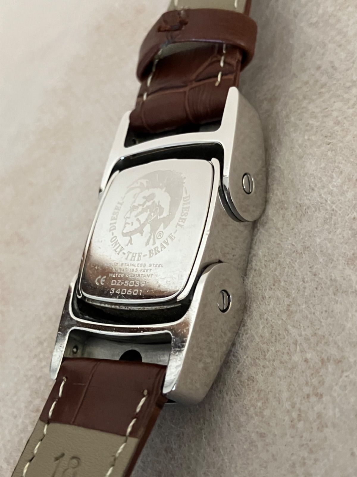 値下げ 稼働☆ディーゼル DZ-5039 ブラウン文字盤 QZ メンズ腕時計 ※革ベルト新品交換済 |mercariメルカリ官方指定廠商|Bibian比比昂代買代購