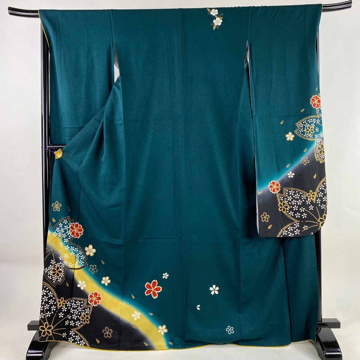 人気沸騰ブラドン 裄丈66.5cm 身丈169cm 振袖 M 【中古】 名品 美品