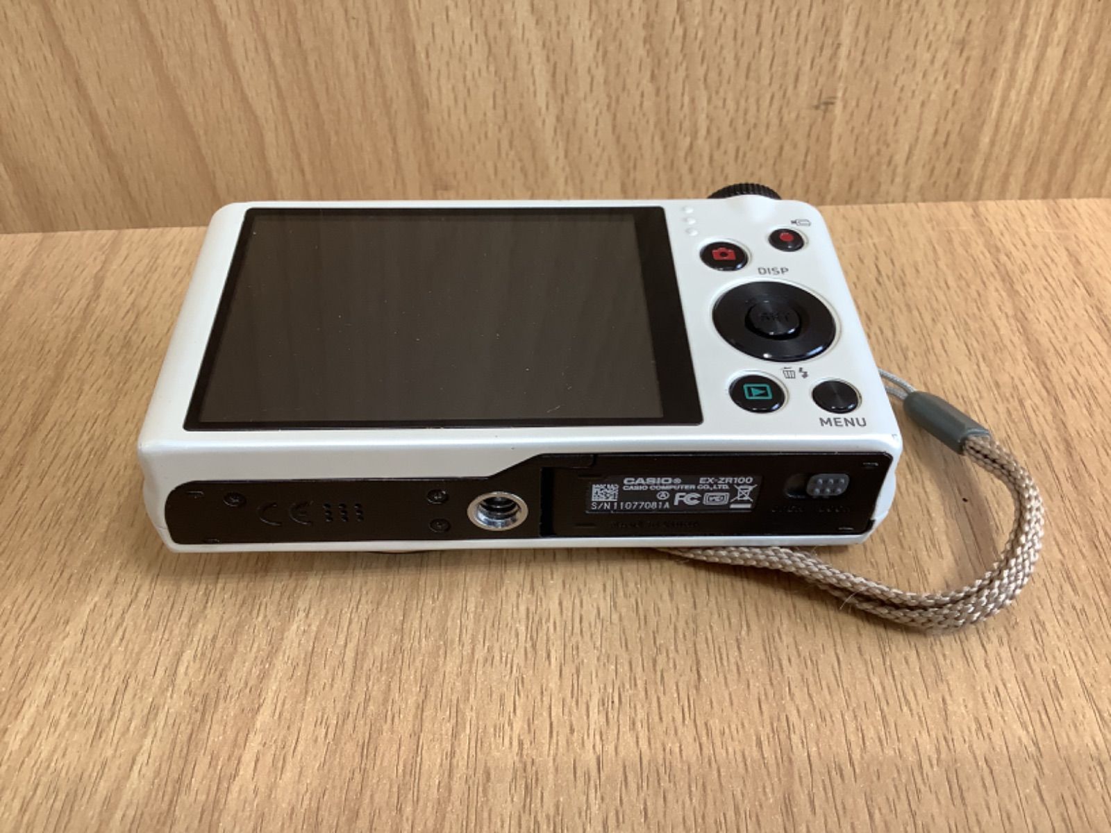 ジャンク CASIO EX-ZR100 コンパクトデジタルカメラ