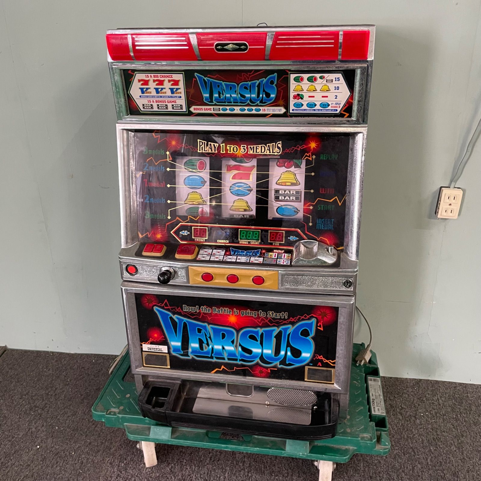 ♭ VERSUS パチスロ実機 バーサス レトロ機 コイン使用機 キーなし