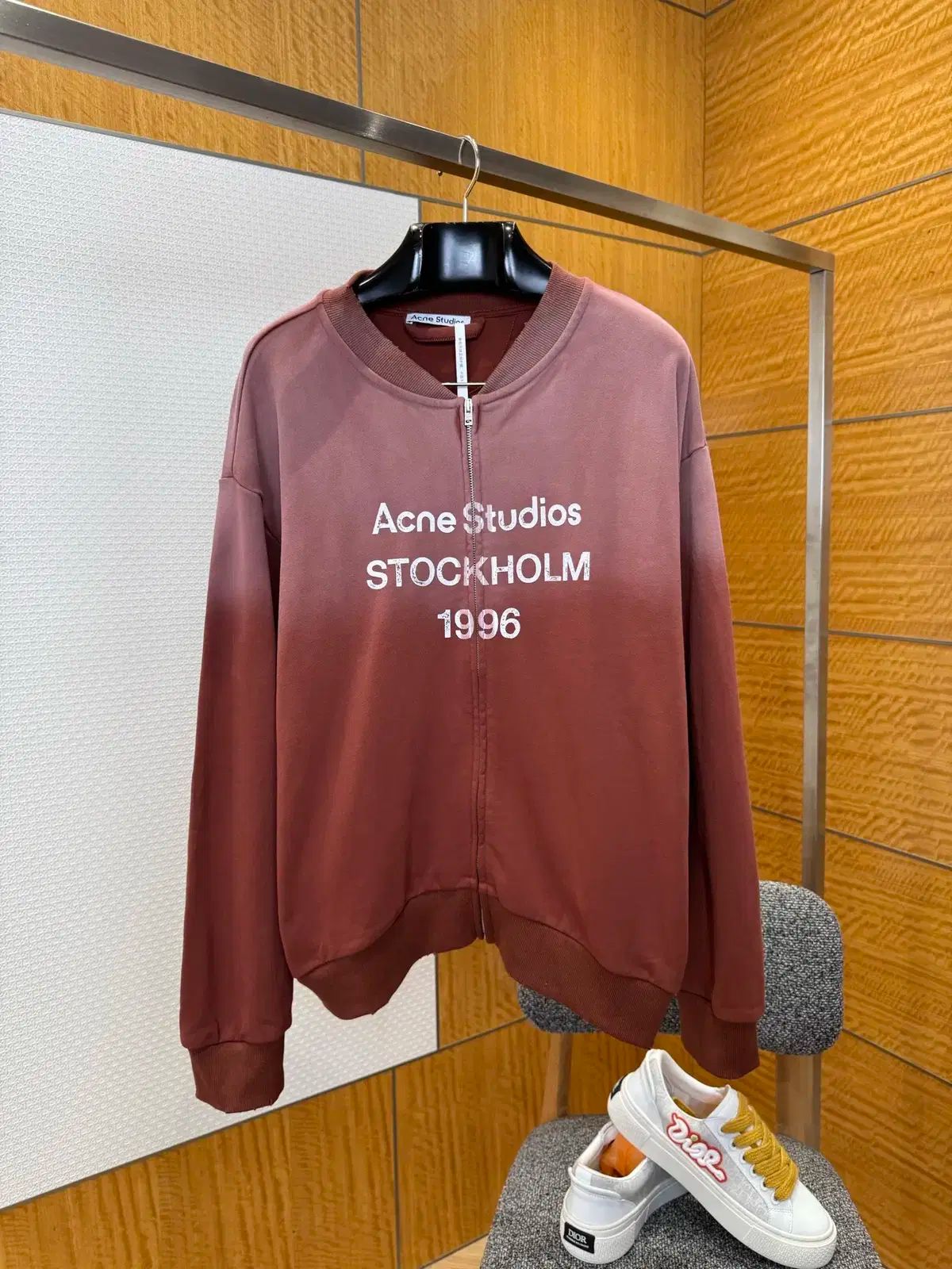 Acne Studios(アクネストゥディオズ) ユニセックス カジュアル