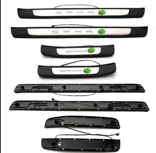 トヨタ カムリ 70系 2018年式対応 LEDドアスカッフプレート 白発光 サイドステップガーニッシュ 迎賓ドアシルプレート