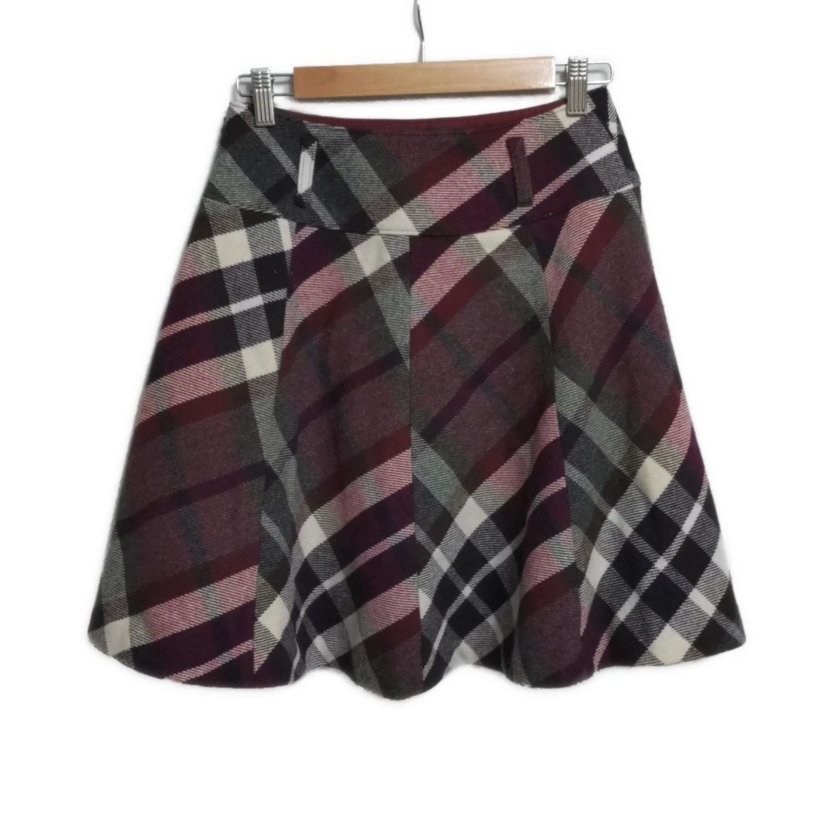 美品】BURBERRY BLUE LABEL チェック柄フレアスカート 38 Burberry