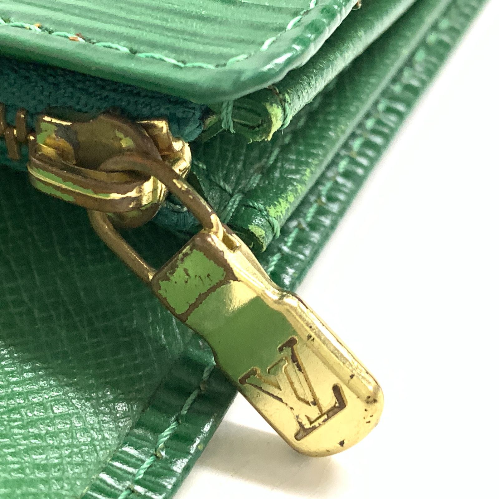 f001 C ルイヴィトン 長財布 エピ グリーン 緑 Louis Vuitton 旧