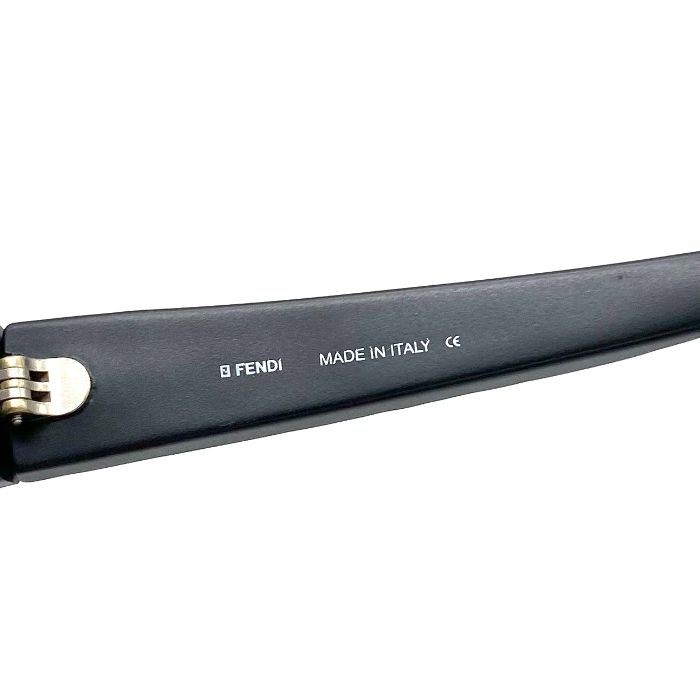 プラスチック サングラス