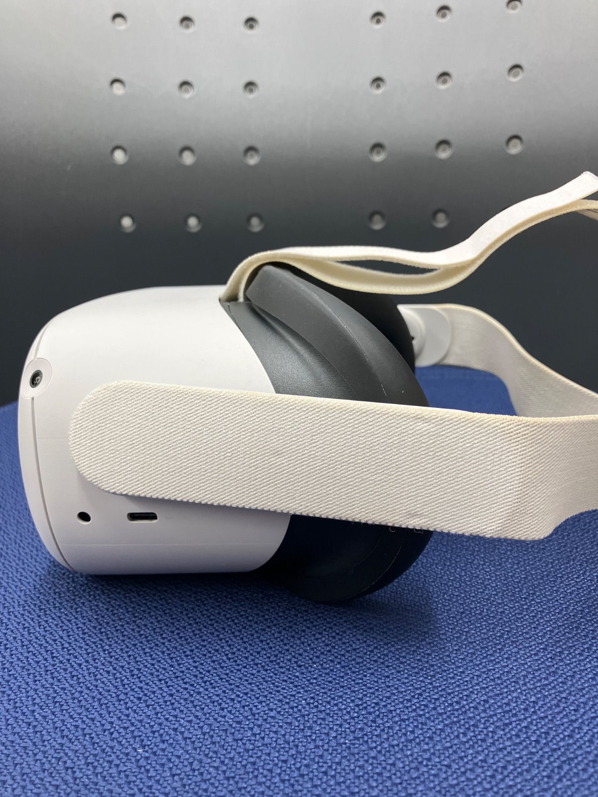 - コントローラー