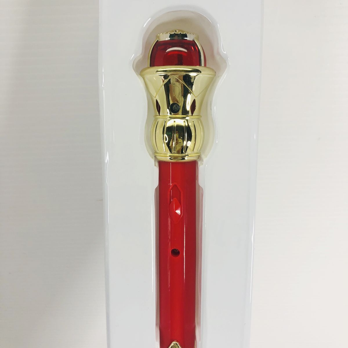 (新品未使用品)シュシュトリアン紅のバトン 美品】紅のバトン 有言実行三姉妹シュシュトリアン - メルカリ