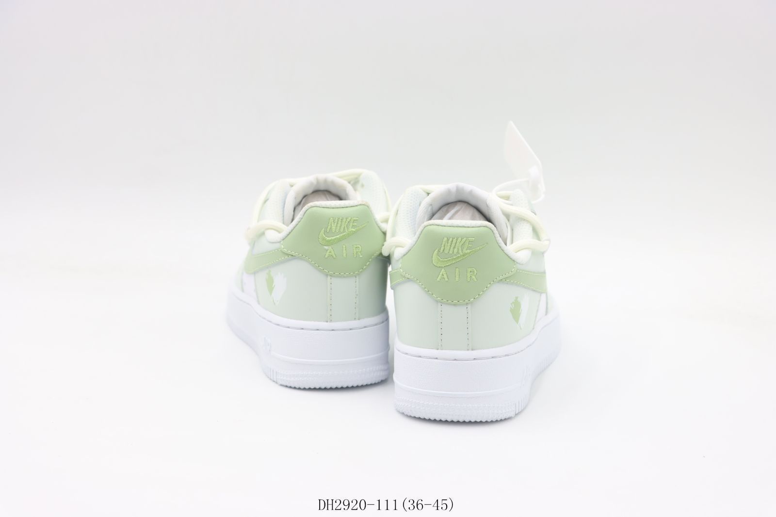 スケートシューズ