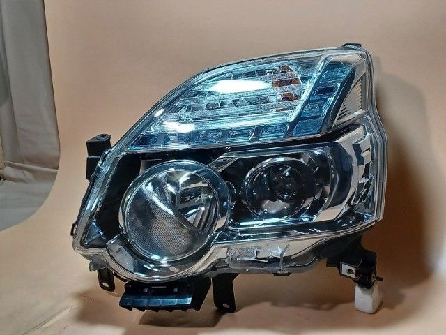 車 コーティング済 エクストレイル DNT31 左ヘッドランプ・ヘッド 