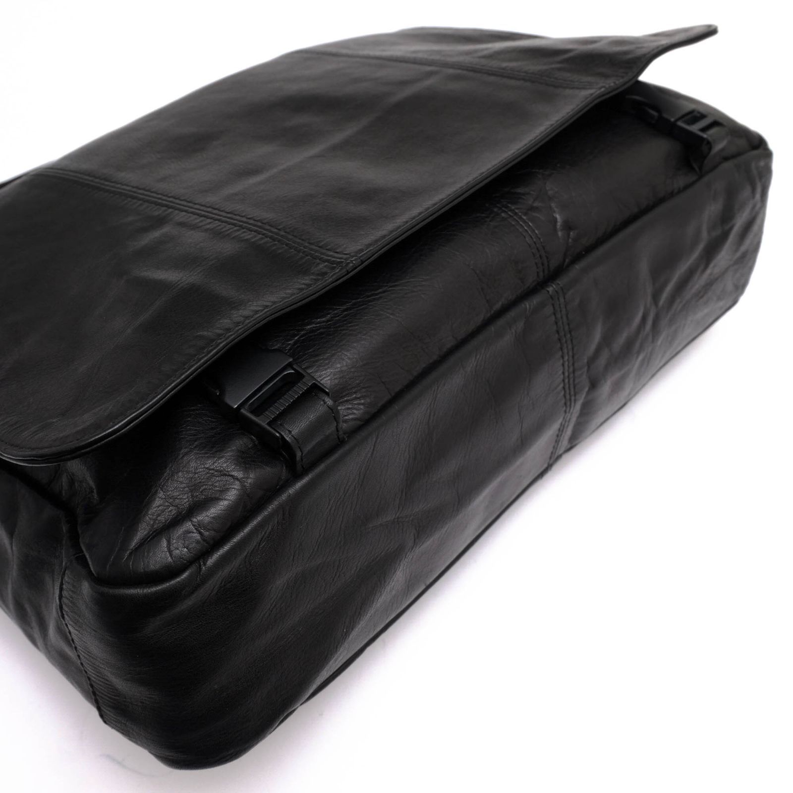 ポーター 吉田カバン／PORTER バッグ ショルダーバッグ 鞄 メンズ 男性 男性用レザー 革 本革 ブラック 黒  メッセンジャーバッグ