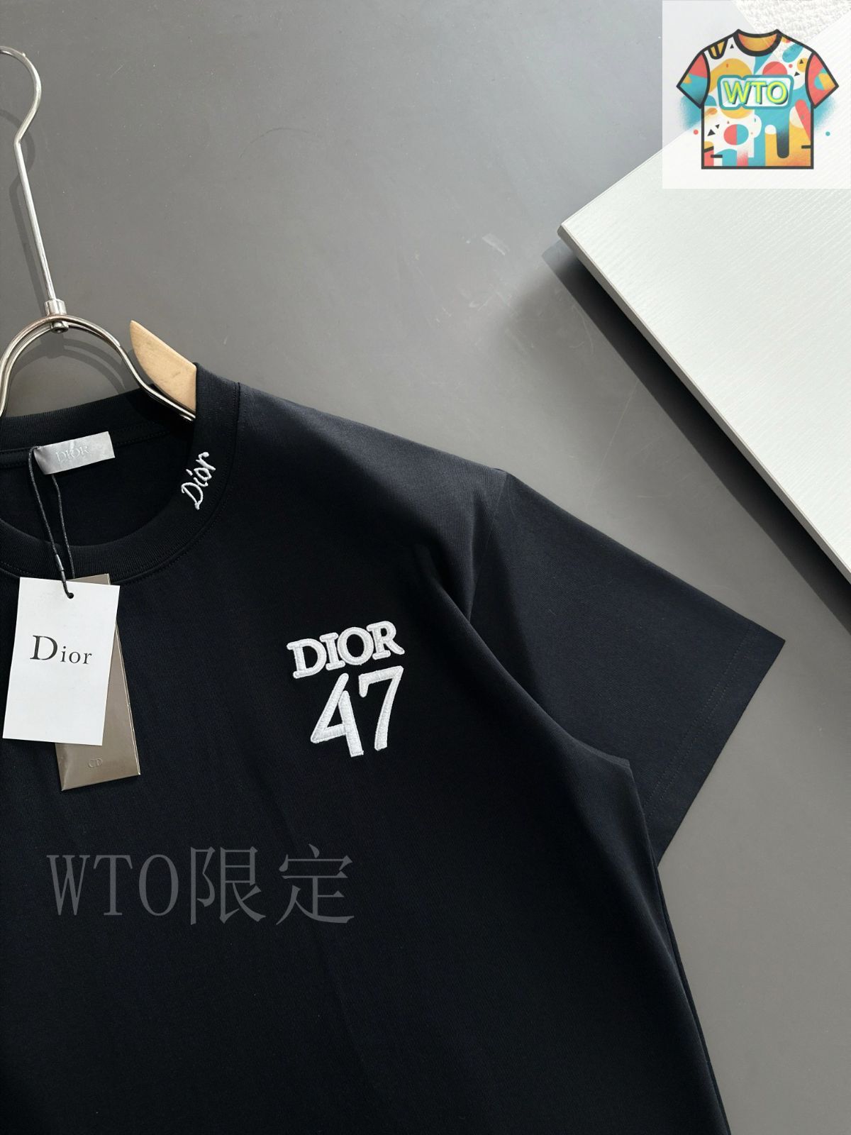 美品✨Christian Dior バタフライTシャツS T-Shirt with Bee Embroidery Black Cotton Jersey | DIOR