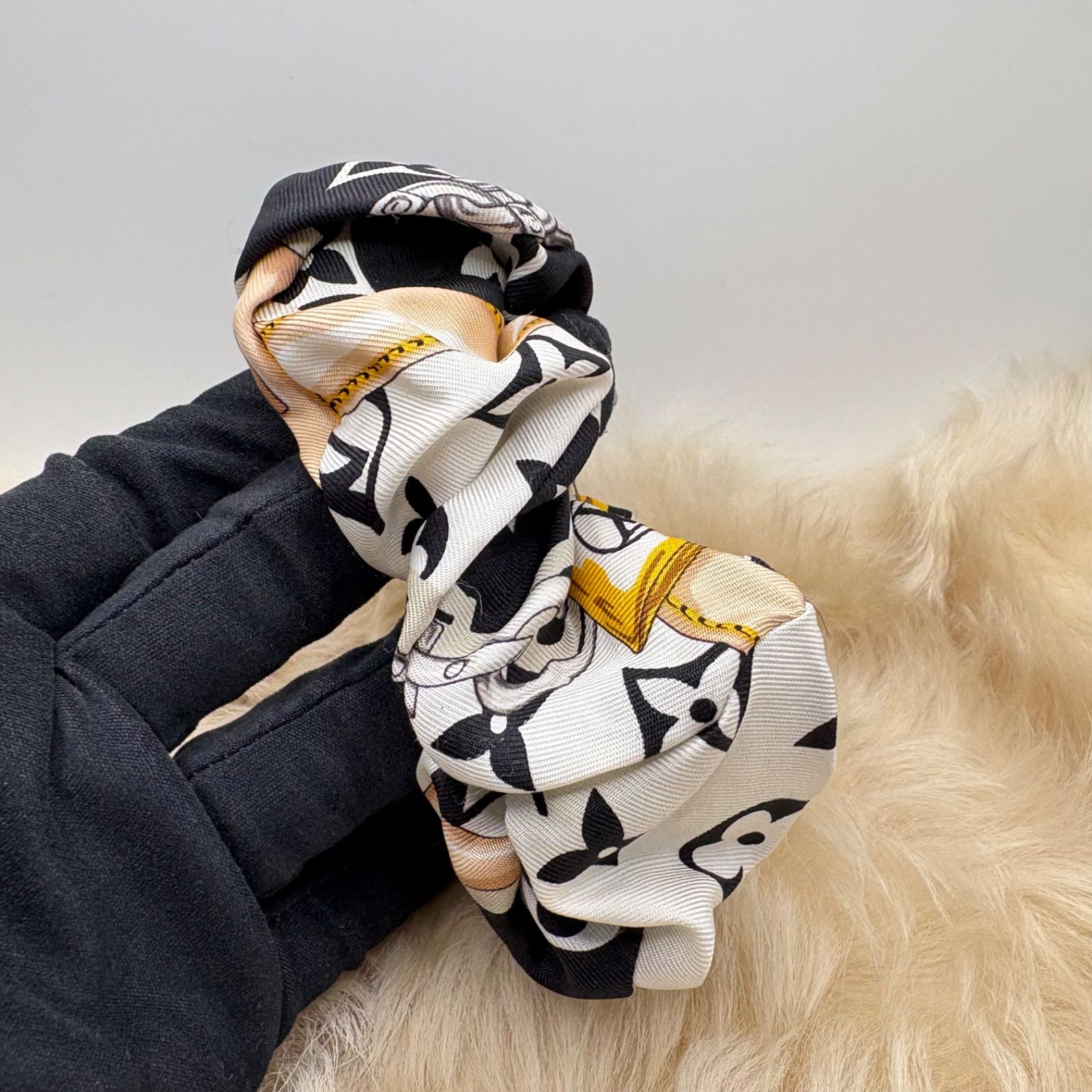 ⭐️美品⭐️ ルイヴィトン シュシュ モノグラム コンフィデンシャル LOUIS VUITTON】ルイヴィトン『シュシュ セット モノグラム