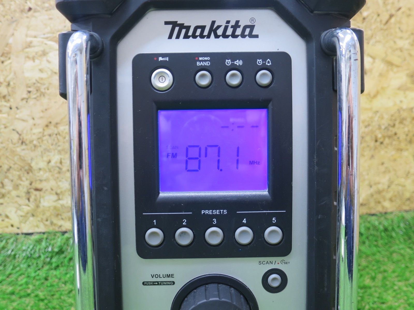オーディオ機器 makita マキタ 充電式 ラジオ 青 本体のみ バッテリー 