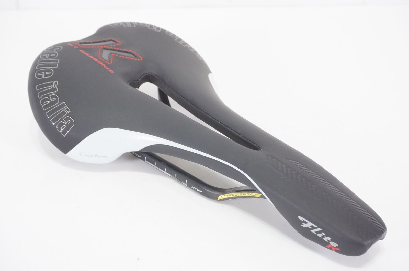 SELLE ITALIA 「セライタリア」 FLITE KIT CARBONIO FLOW サドル / バイチャリAKIBA店