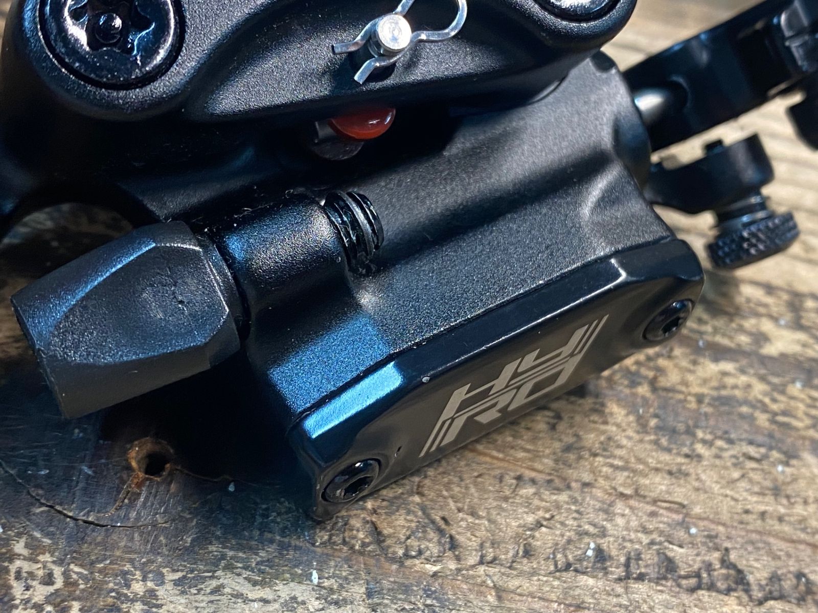 JJ076 TRP HY-RD ポストマウント ディスクブレーキキャリパー セット 油圧 機械式 ハイブリット BRIGHTFACE_UK