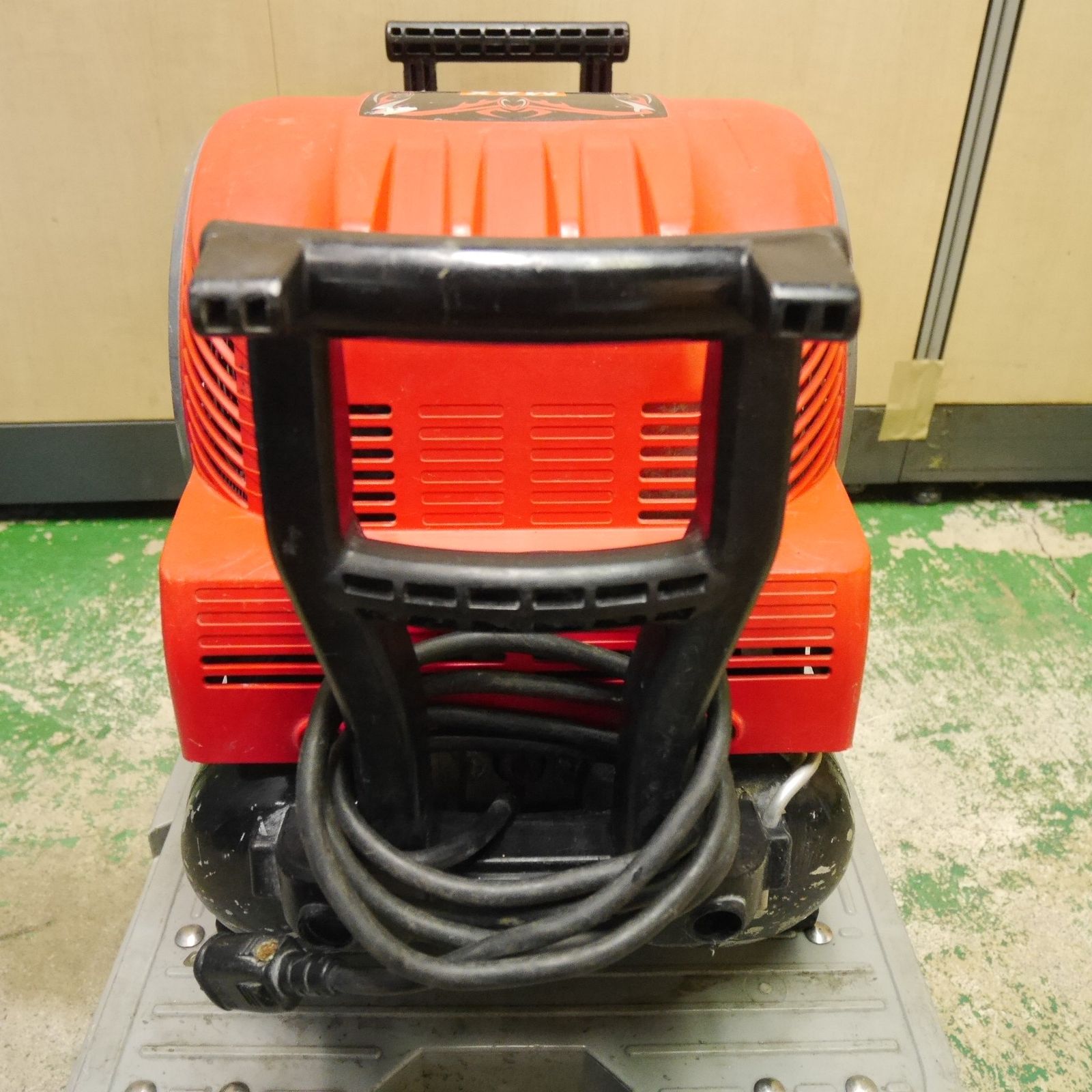 送料無料 MAX マックス スーパー エア コンプレッサー AK-HH1250E2 エアー ツール 工具 現状品 HRDEVELOPMENT_JP