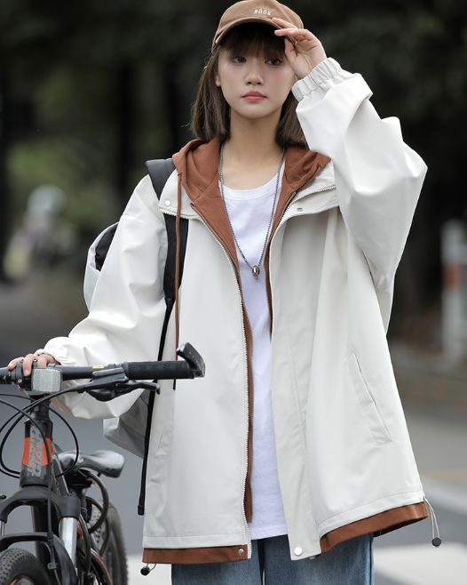 ライトカーキ×コーヒー マウンテンパーカー レディース 春秋 アウター パーカー ゆったり フード付き カジュアル おしゃれ ジャケット 通学 通勤 体型カバー GULLKHAN_COM