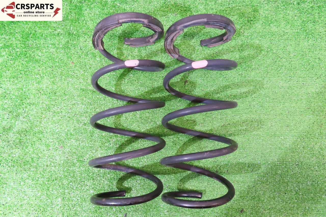 ストラット 1台分