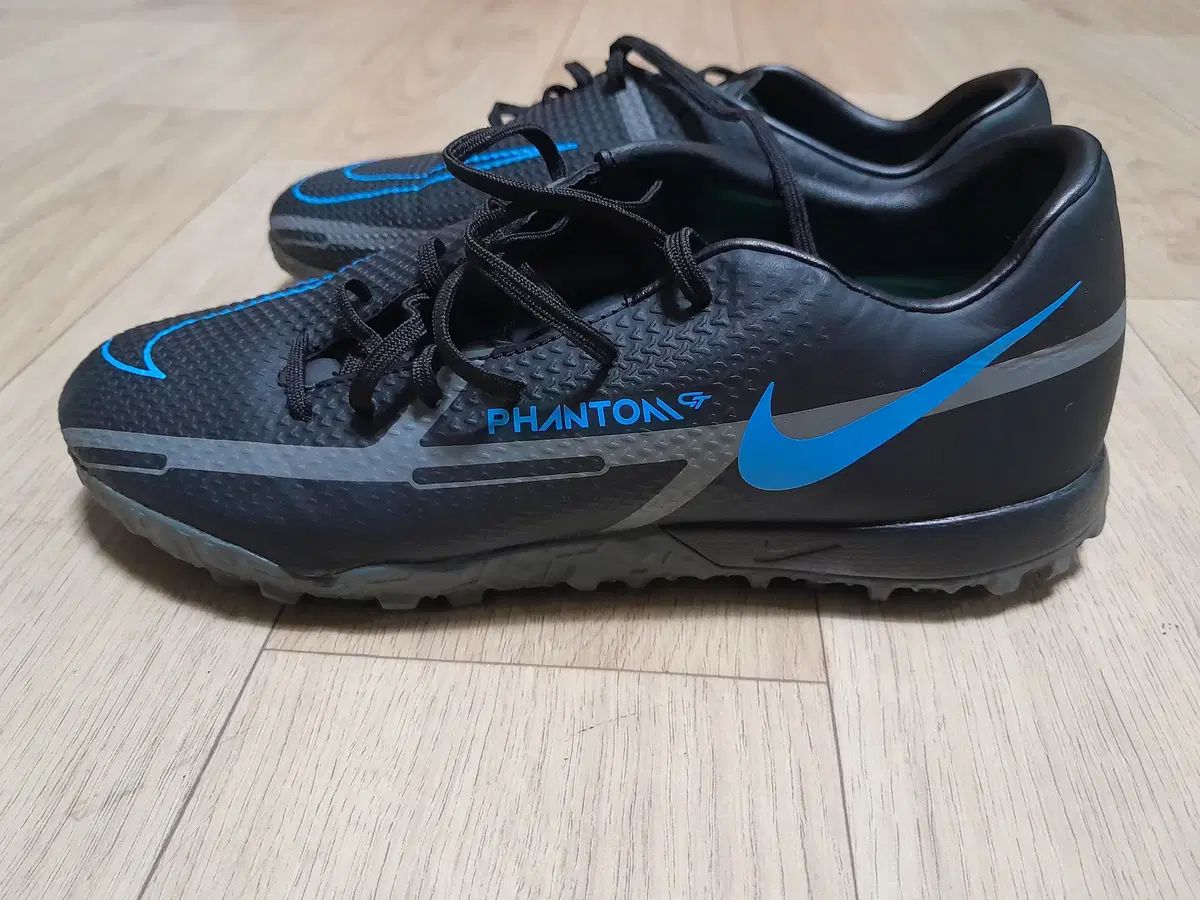 ファントム gx エリート AG ー pro 255 サイズ 出品 NIKE(ナイキ