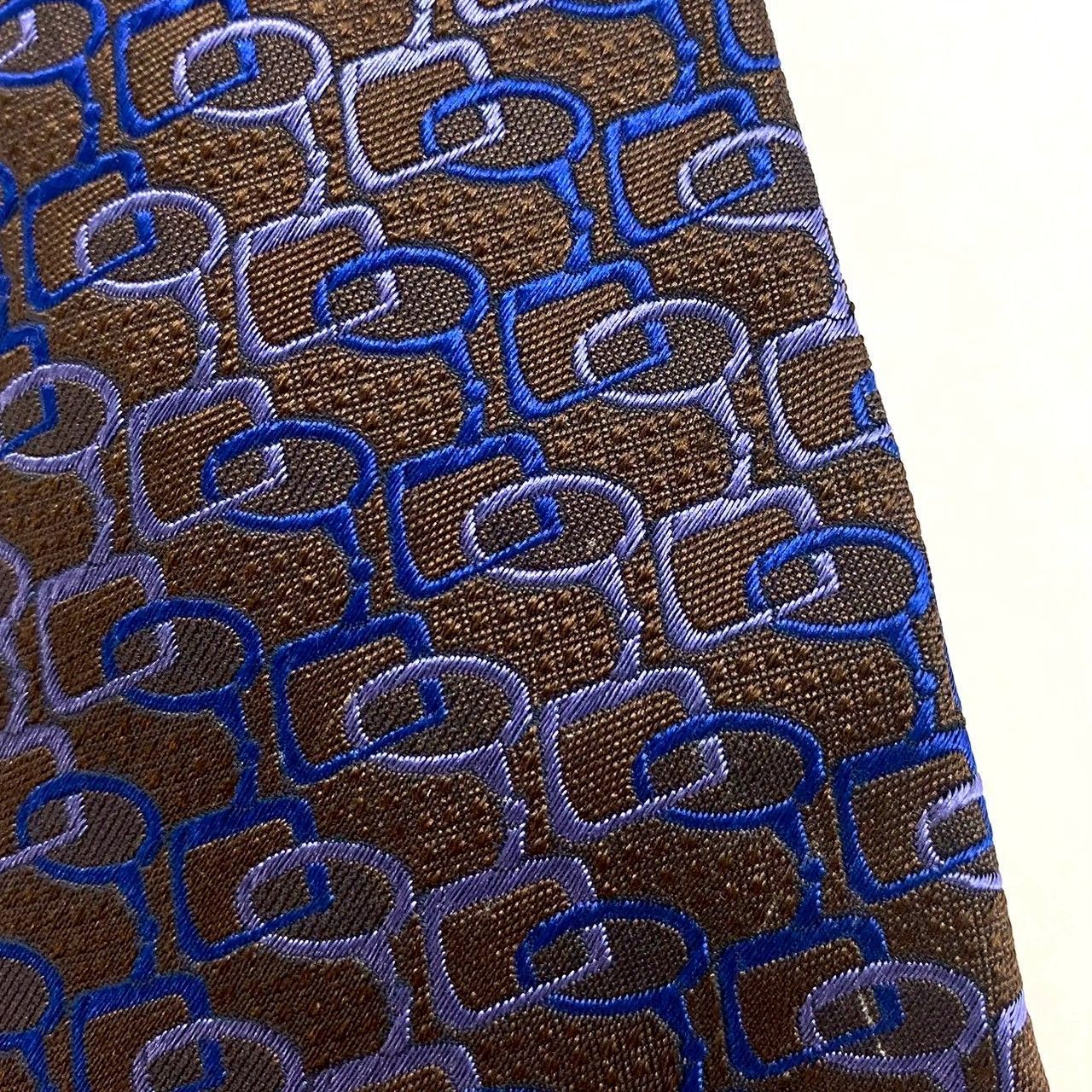 【美品】 GUCCI グッチ ネクタイ シルク GUCCI (グッチ) メンズ ネクタイ シルク100％ GGロゴ タイ
