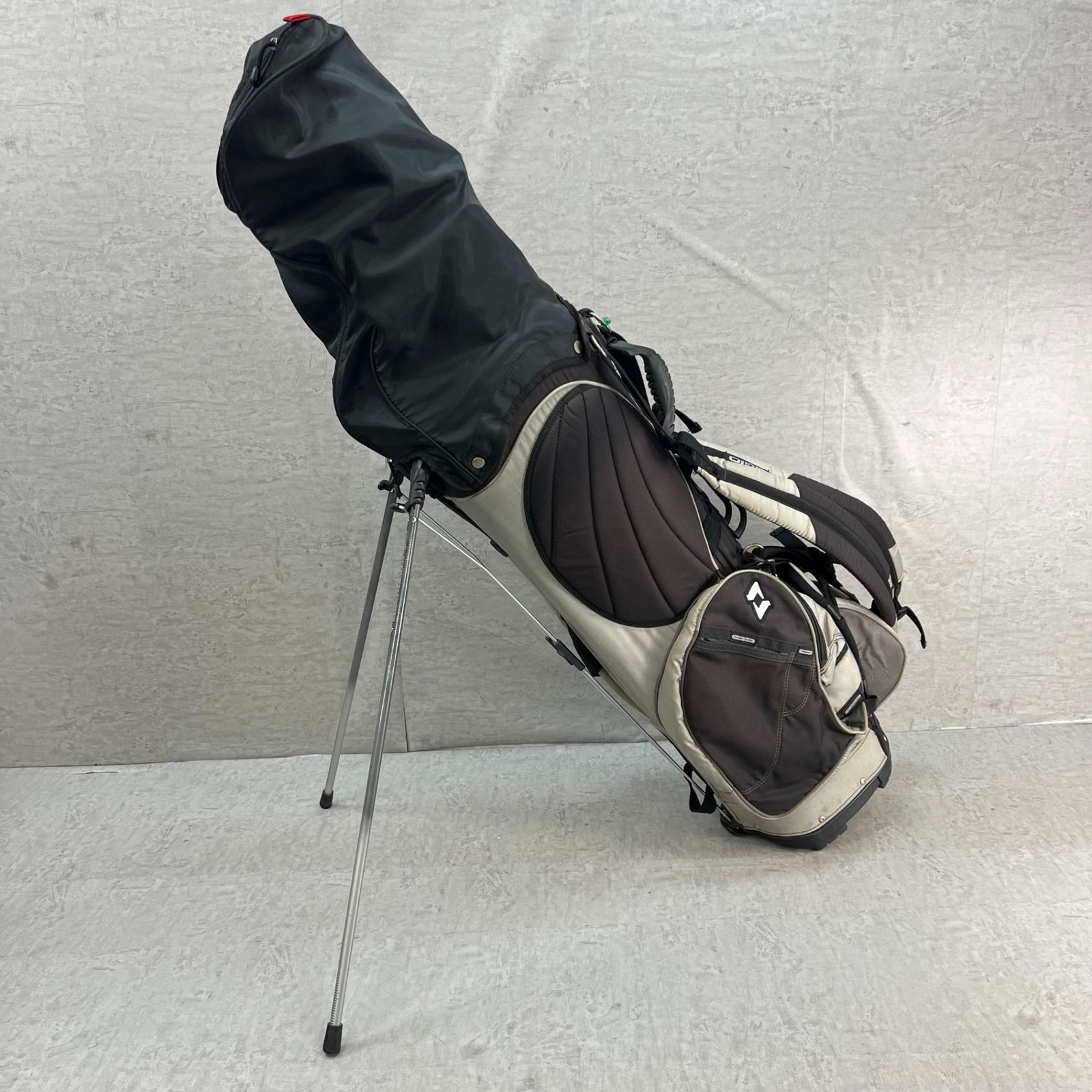 TaylorMade - TaylorMade　テーラーメイド TOURSTAGE　ツアーステージ　メンズゴルフ14本セット　右利き用　キャディバッグ　初心者おすすめ　入門用 TaylorMade テーラーメイド TOURSTAGE ツアーステージ メンズ