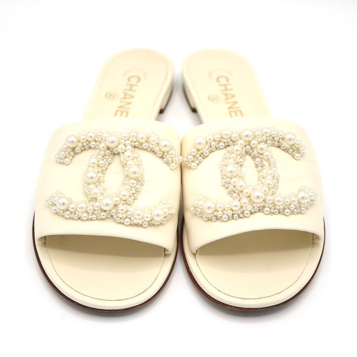 パールが華やか♡25A【CHANEL】サンダル ミュール CHANEL シャネル フェイクパール フラット スリッパ サンダル