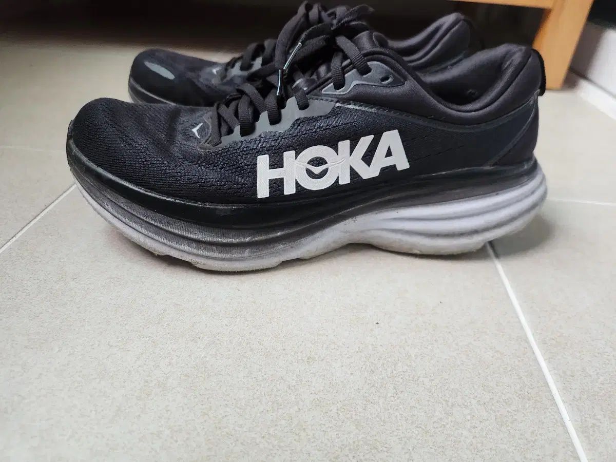 HOKA