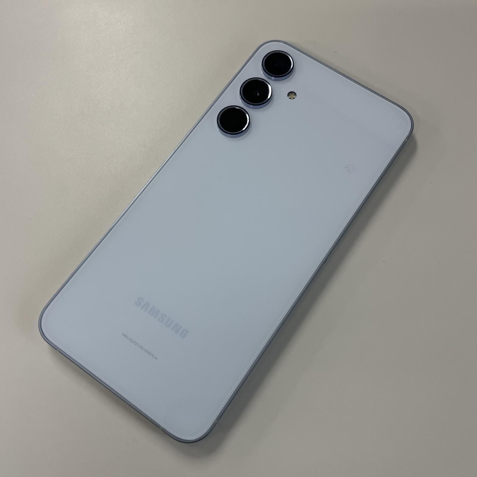 Galaxy A55 128GB au版 SIMフリー 美品 アイスブルー 中古】SAMSUNG au 【SIMフリー】 Galaxy A55 5G オーサムアイス
