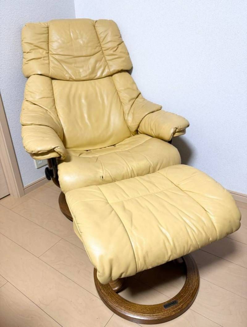 エコーネス Stressless 本革 リクライニングチェア オットマン付