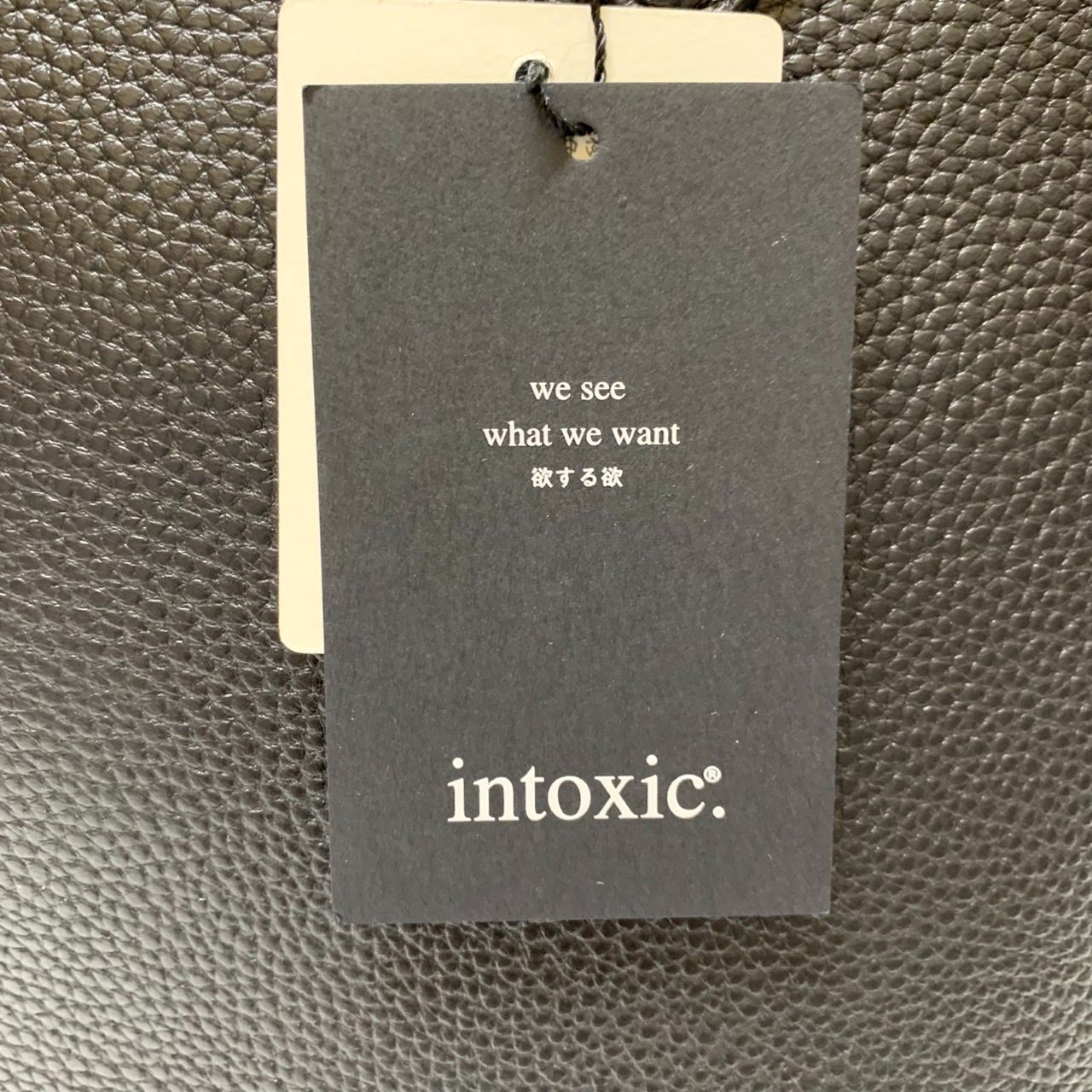 intoxic×nouerサイドロゴレザートートバッグブラック未使用品ヤマダヤ intoxic×nouer】サイドロゴレザートートバッグ/ブラック/未使用