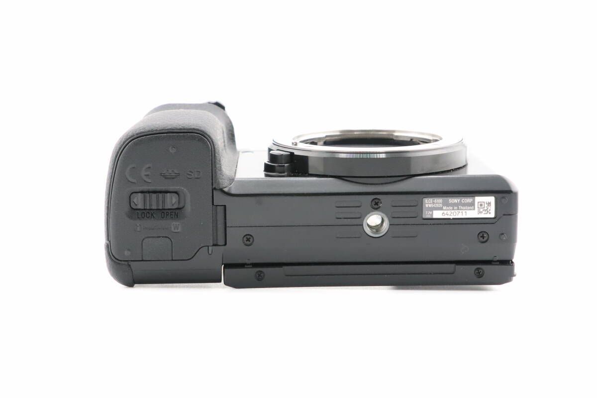 ☆極上品☆ショット数：8.528枚☆ソニー SONY α6100 ILCE-6100 ボディ