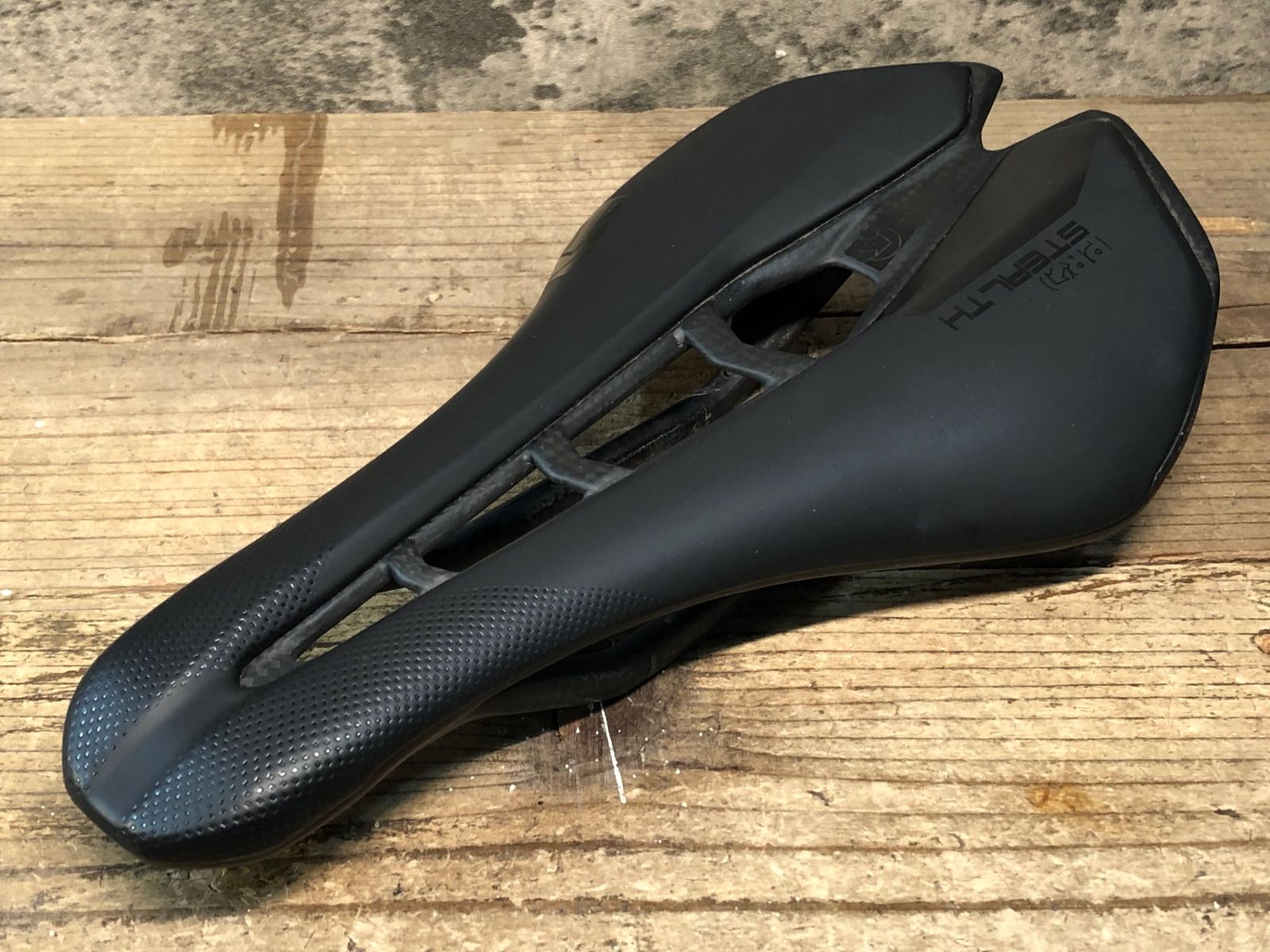 シマノプロ stealth カーボンサドル PRO Stealth サドル ブラック