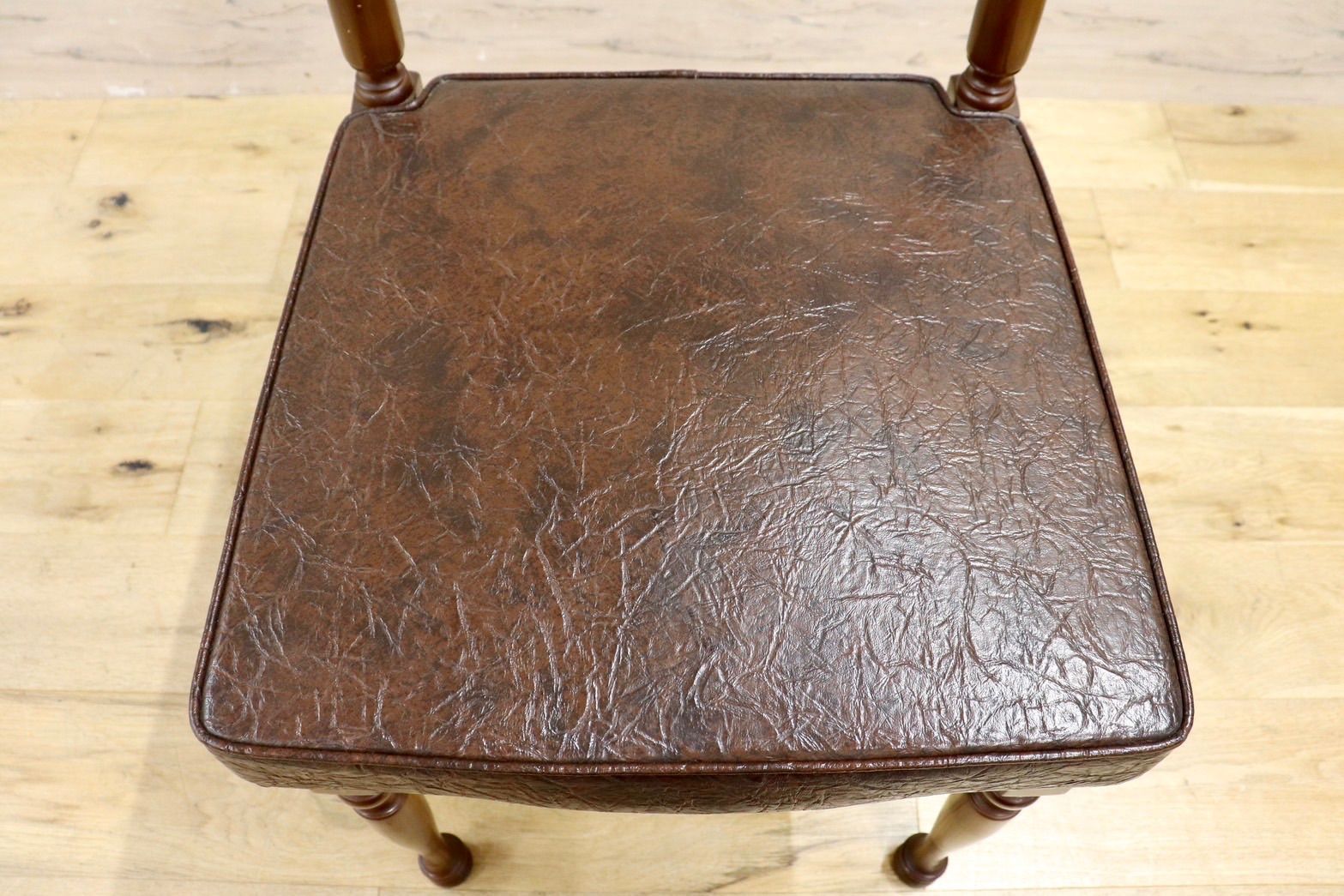 GMIH217○徳田家具 ダイニングチェア アームレスチェア 椅子