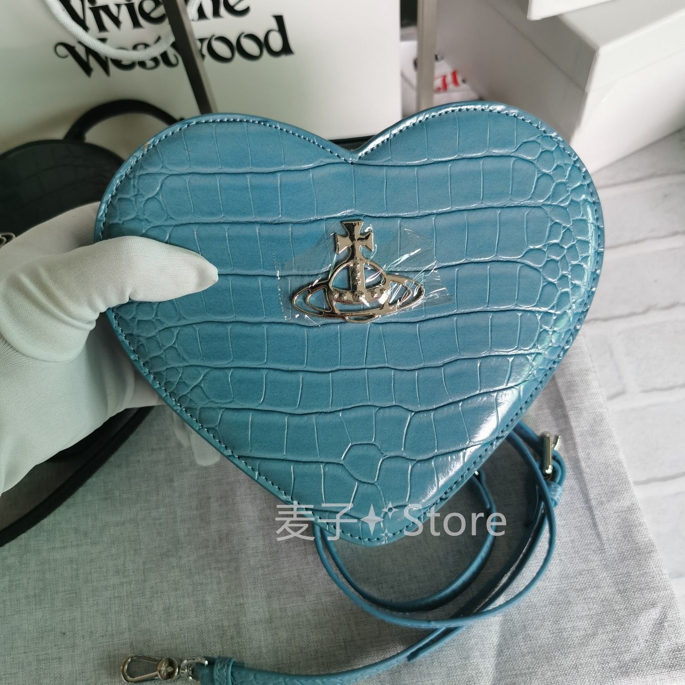 新品未使用 Vivienne Westwood JOSEPHINE HEART ヴィヴィアンウエストウッド ショルダーバッグ ハート ハンドバック  トートバッグ 2色 - メルカリ