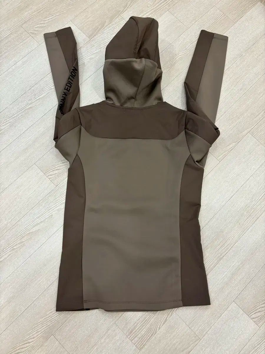 マスターバニーエディション レディース マスク フード 長袖Tシャツ 1 85